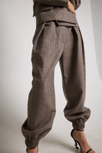 Kosmos form pants
